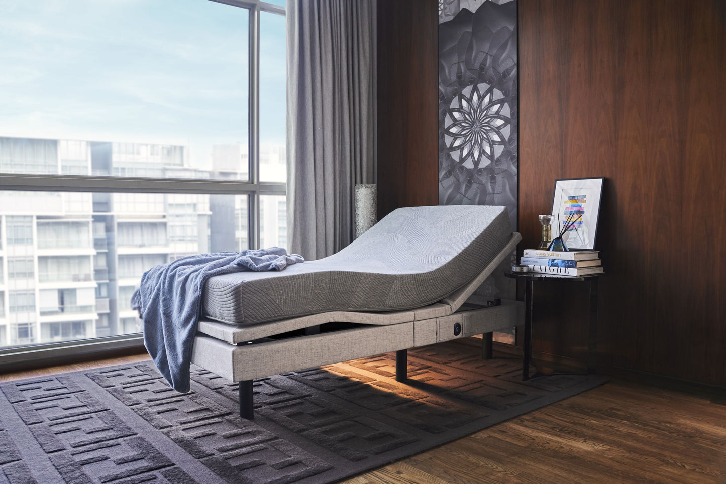 Simmons Adjustable Bed