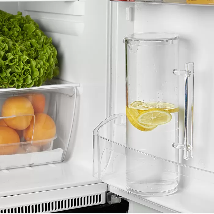 Guzzini 110 pitcher with lid clear